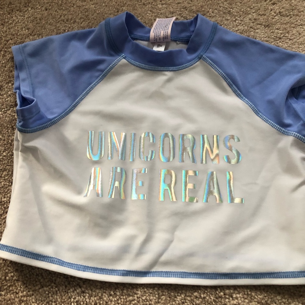 💚 5 for $15! 💚 Kids Short Sleeve Rash Guard